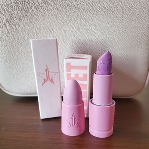 Jeffree Star  , velvet tap lipstick